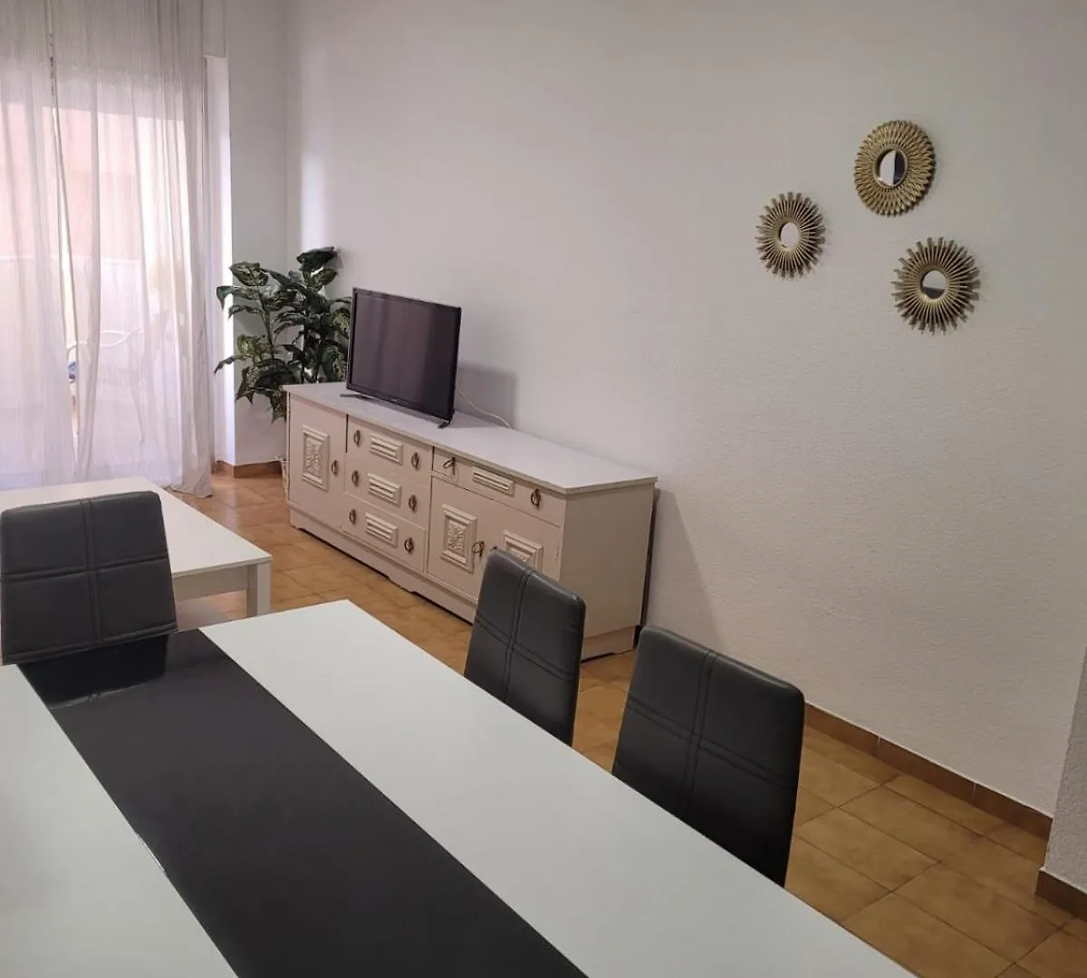 Apartamento Montserrat Almería